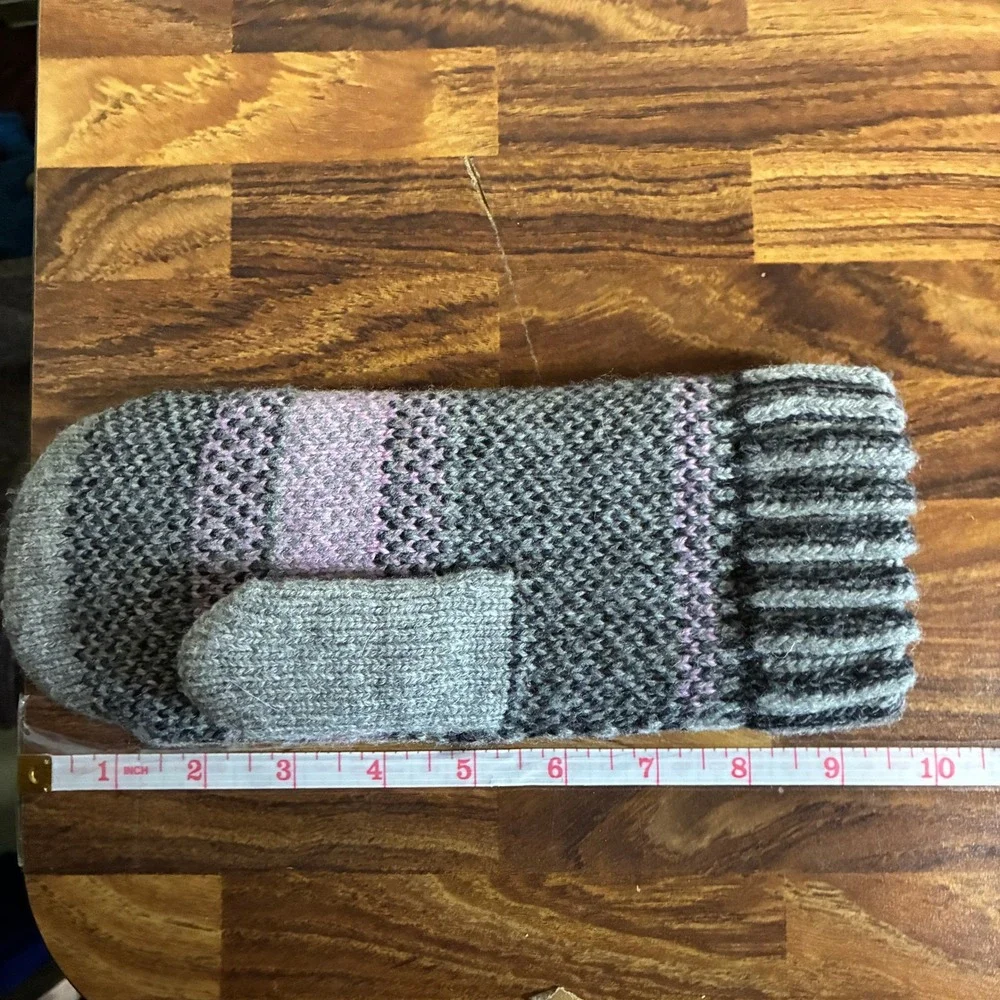Ojbro Vantfabrik Womens Merino Wool Fager Print Mittens Swedish Made Winter